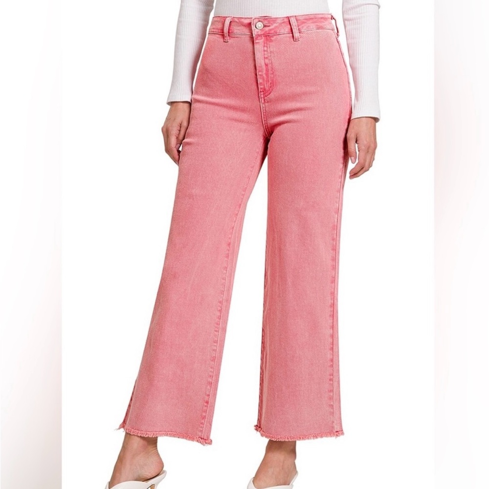 🌟Pink Acid Wash Cropped Stretchy Jeans